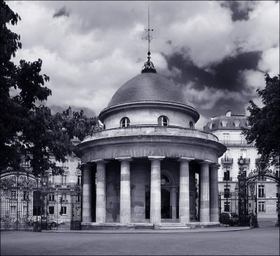 Paris-Parc Monceau- Rotonde