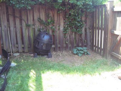 compost bin.JPG