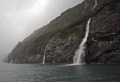 Glacier Falls and Gull Walls.jpg