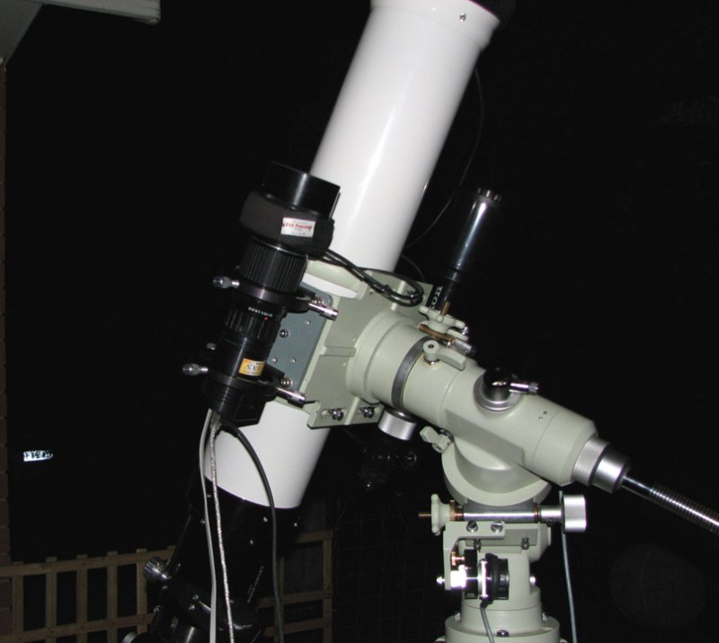 SXV-H9 and 200mm lens on NJP - close up