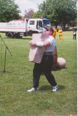 Carrying the 170kg Husafel Stone at the Ainslie School fete 2000