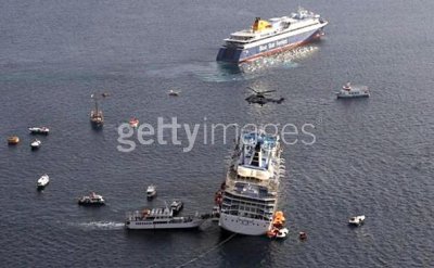 Sea Diamond sinks off the Santorini's coast