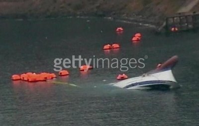 Sea Diamond sinks off the Santorini's coast
