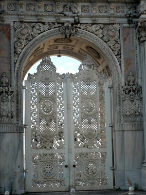 Dolmabahce Palace 4.jpg