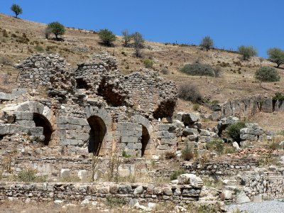 Ephesus - Ruins.jpg
