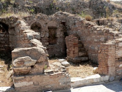 Ephesus - Ruins 5.jpg