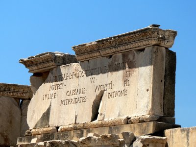 Ephesus - Ruins 6.jpg