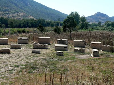 Ephesus - Sarcophogi.jpg