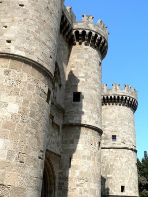 Rhodes - Castle - Tourets.jpg