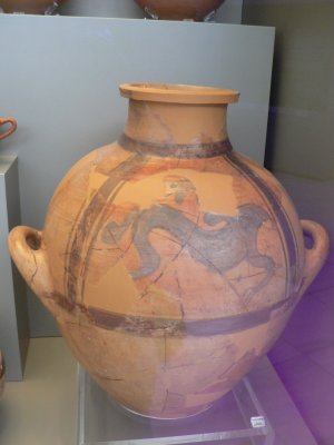 National Museum - Vase 2.jpg