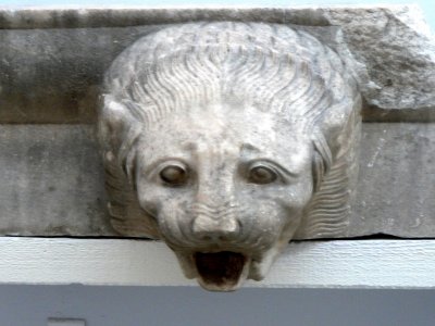 Olympia - Museum - Lion.jpg