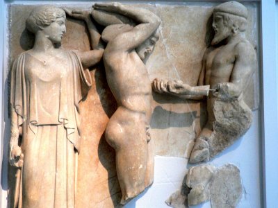 Olympia - Museum Athena Hercules Atlas.jpg