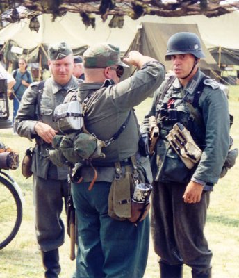 The Wehrmacht gets ready for the skirmish.