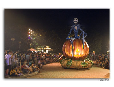 Hong Kong Disneyland - Haunted Halloween