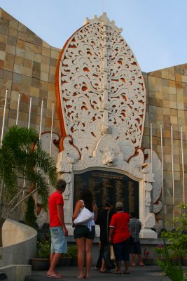 Memorial for the Bombing Victims in 2005 in Kuta Downtown (IMG_5973.JPG)