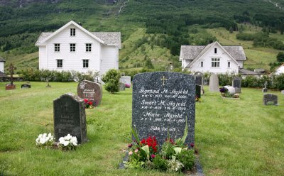 Graveyard at Olden Old Church