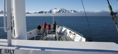 Entering Horsund Fjord