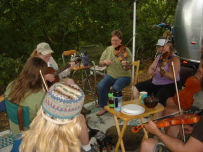 Jammin' in Randy's camp 263.jpg