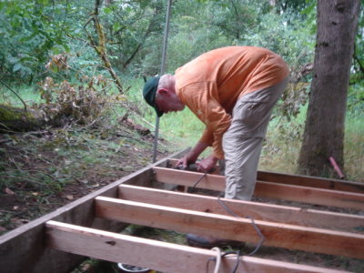 Bob Ellis helping to take down the dance floor 520.jpg