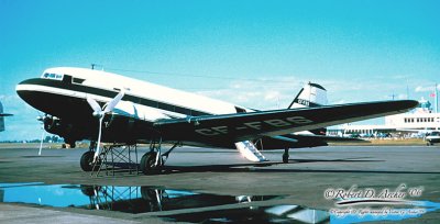 622 DC-3 CF-FBS.jpg