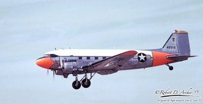 3987 C-47 48916 USAF.jpg