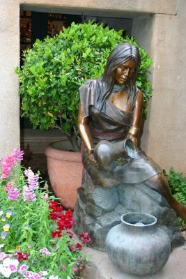 Art in the village, Sedona, AZ