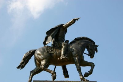 Houston is thataway, Sam Houston monument, Houston