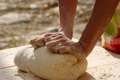 How to knead 3.jpg