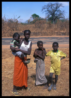 Mother and children near Tendaba