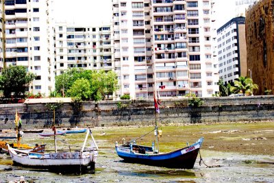 In the harbor, just by the Gate of India thingy