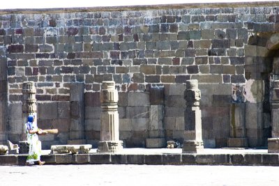 Daulatabad, a ruined sort of auditorium thingy