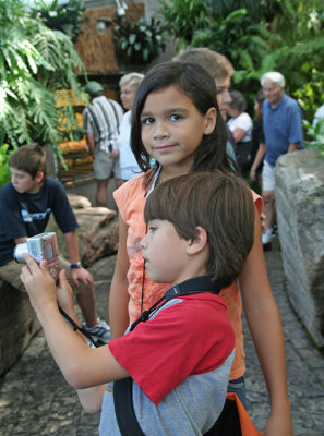 IMG_8145_Taking pictures