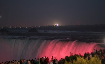 IMG_8054_Evening lights on the Horseshoe Falls