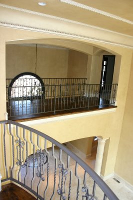 Balcony 1.jpg