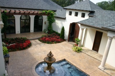 Courtyard 8.jpg