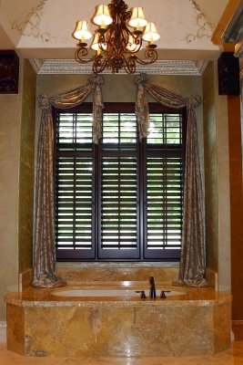 Master Bath Tub 2.jpg