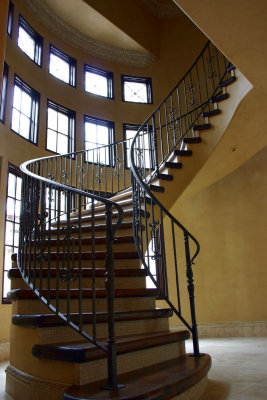 Staircase 1.jpg