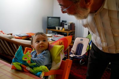 Baptiste et Papy Michel (P2925)