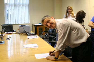 Mike signs for Vodafone