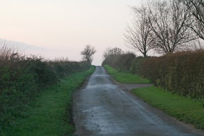 Lane at back of house - to boughton end
