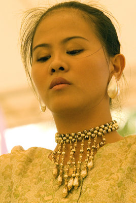 up close muslim dancer_.jpg