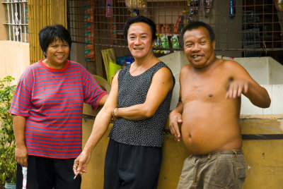 hanging out in piapi_.jpg
