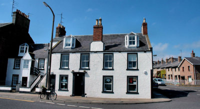 Pubs In and Around Montrose