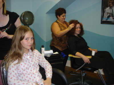 Kerri and Katilyn at the hairdressers