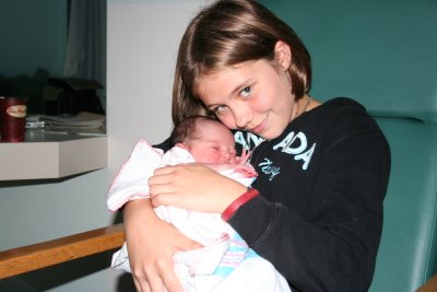 Kaitlyn and her baby sister