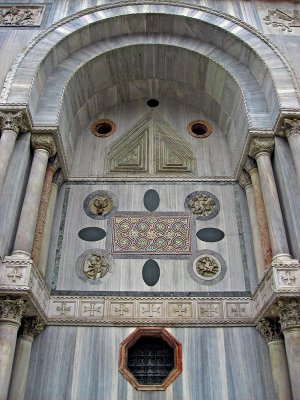 Basilica di San Marco, north facade, closeup .. 2695