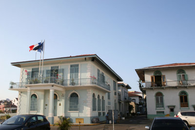 Embassy Franais