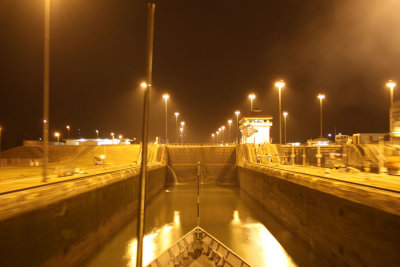 Entering Miraflores Lock 1