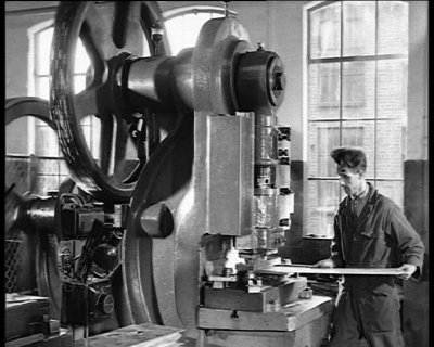 1950. Mijn Pa,  Hendrik van Beek arbeider van de Sola fabriek te Zeist