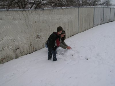 12-29-06 socorro - playing in snow1.jpg